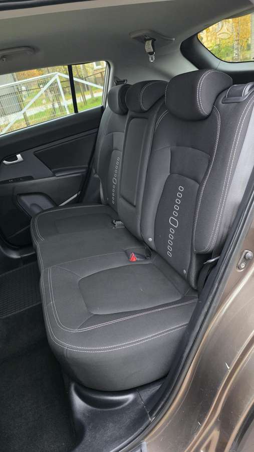 Kia Sportage 2012 — photo 30