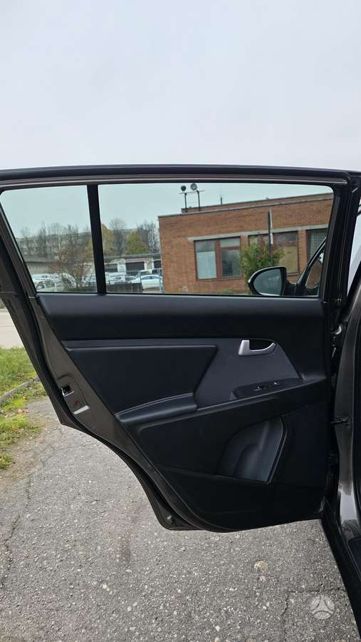 Kia Sportage 2012 — photo 31