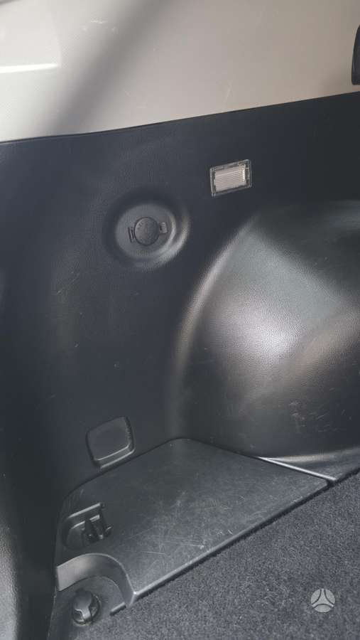 Kia Sportage 2012 — photo 37
