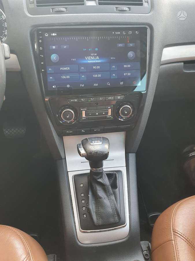 Skoda Octavia 2011 — photo 11