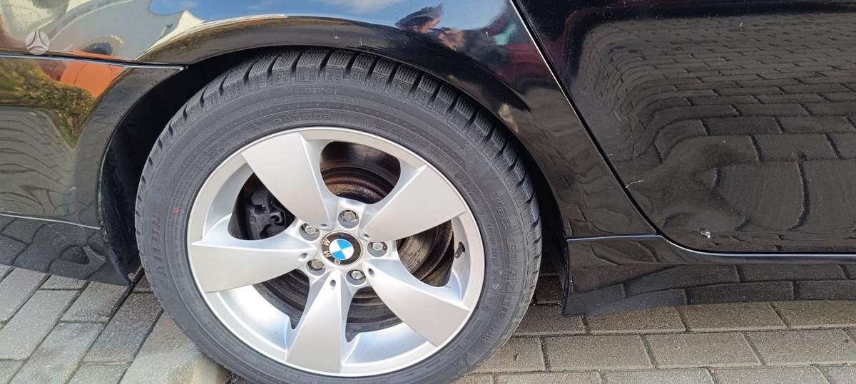 BMW 525 2008 — photo 16