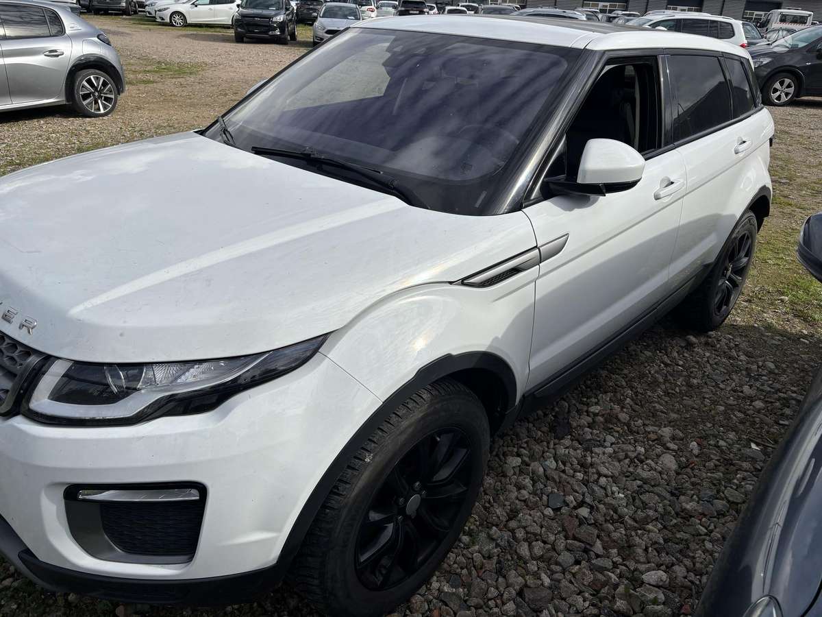 Land Rover, 2015