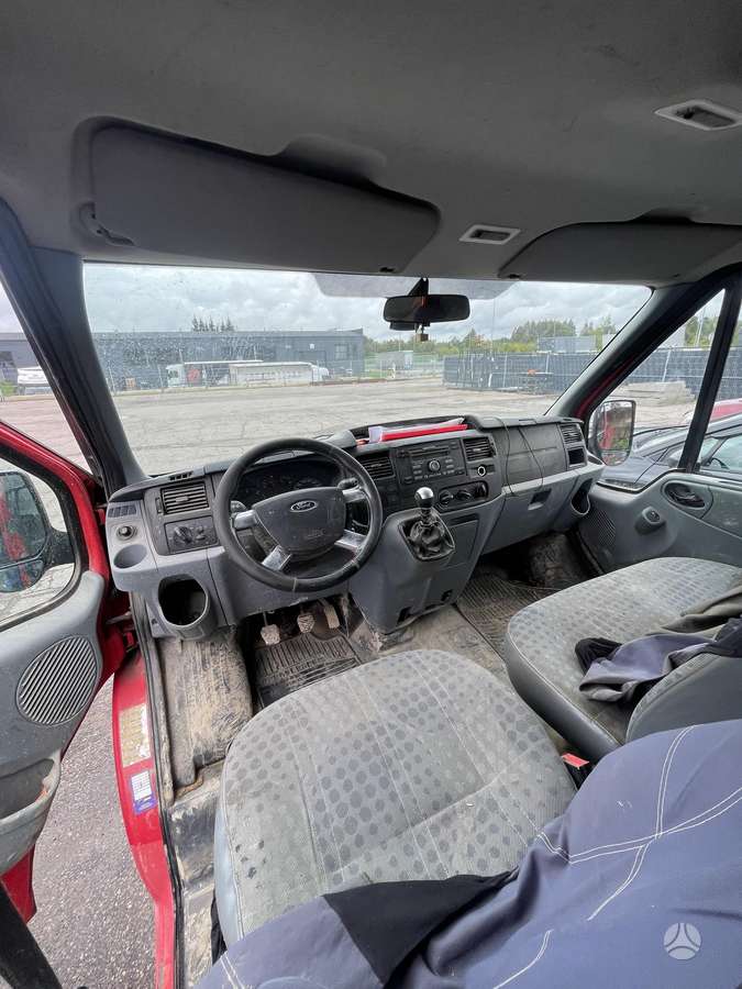 Ford Transit 2011 — двигун 2200 cm³, 116 HP (85kW)