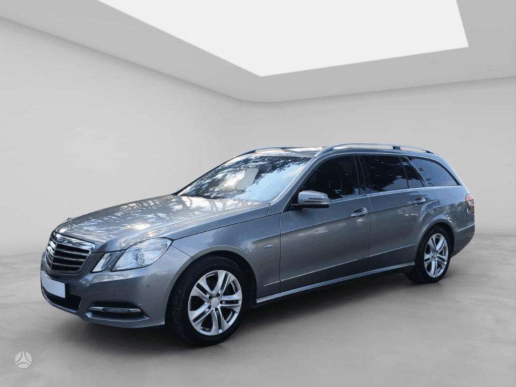 Mercedes-Benz E220, 2012