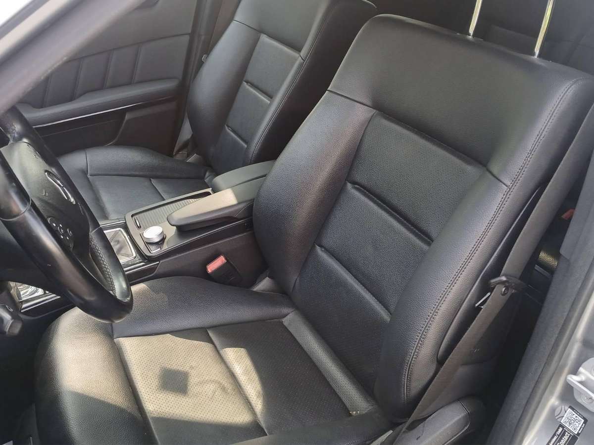 Mercedes-Benz E220 2012 — photo 8