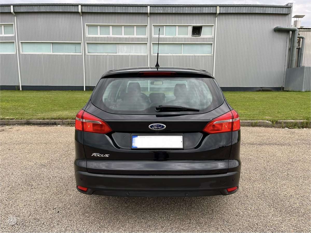 Ford Focus 2015 — photo 6