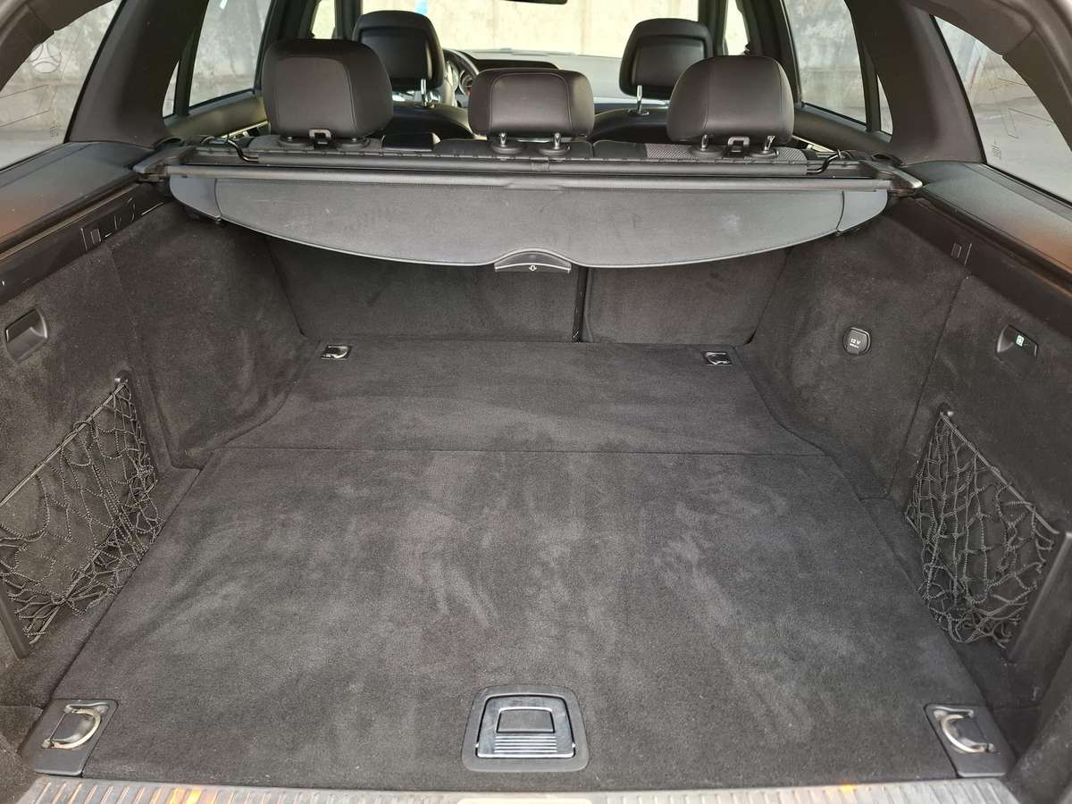 Mercedes-Benz C250 2011 — photo 26