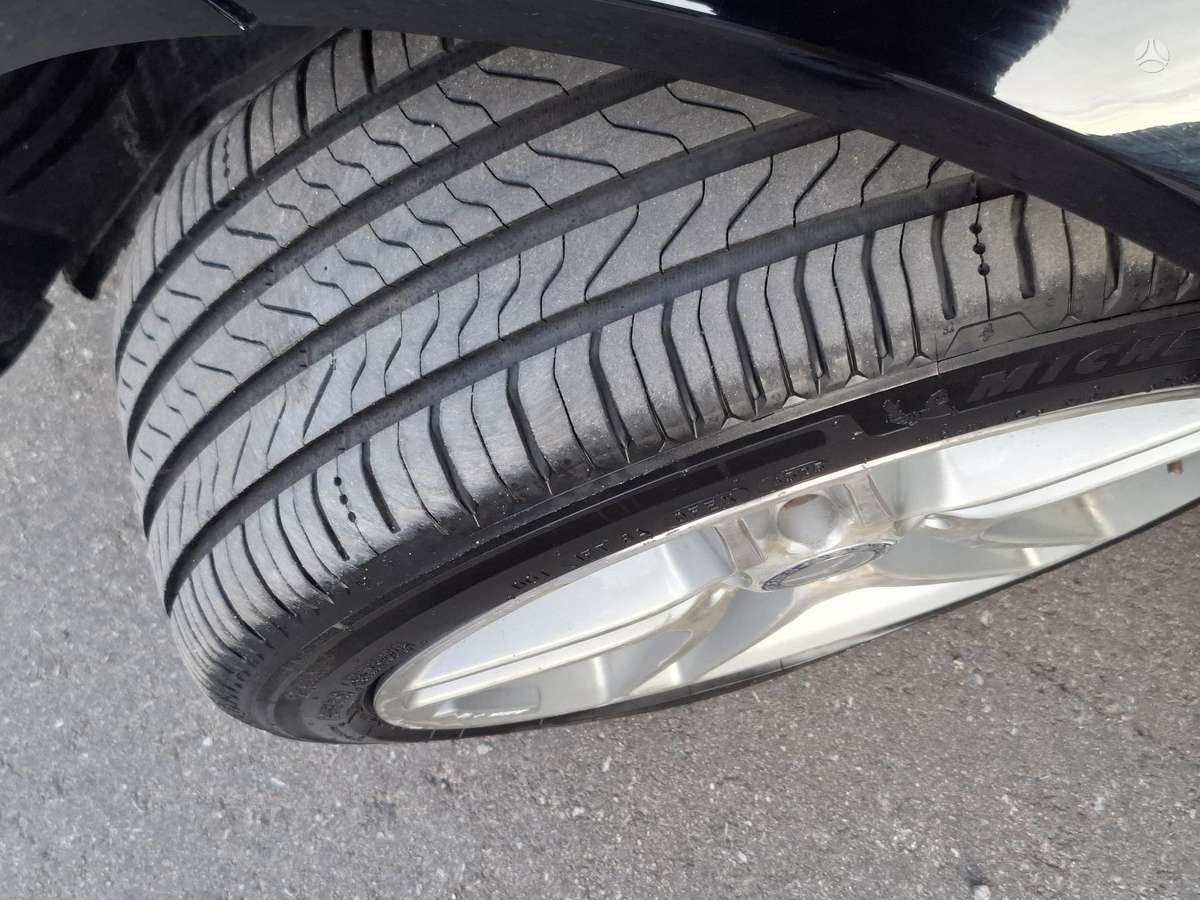 Mercedes-Benz C250 2011 — photo 27