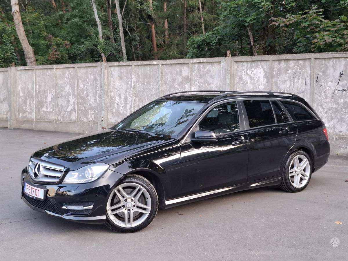 Mercedes-Benz C250 2011 — engine 2143 cm³, 204 HP (150kW)