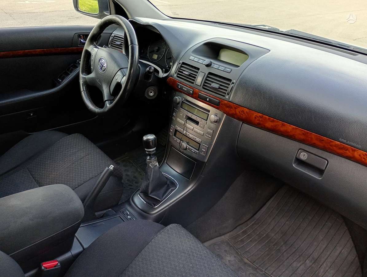 Toyota Avensis 2006 — photo 11