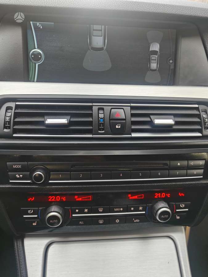BMW 520 2012 — photo 12