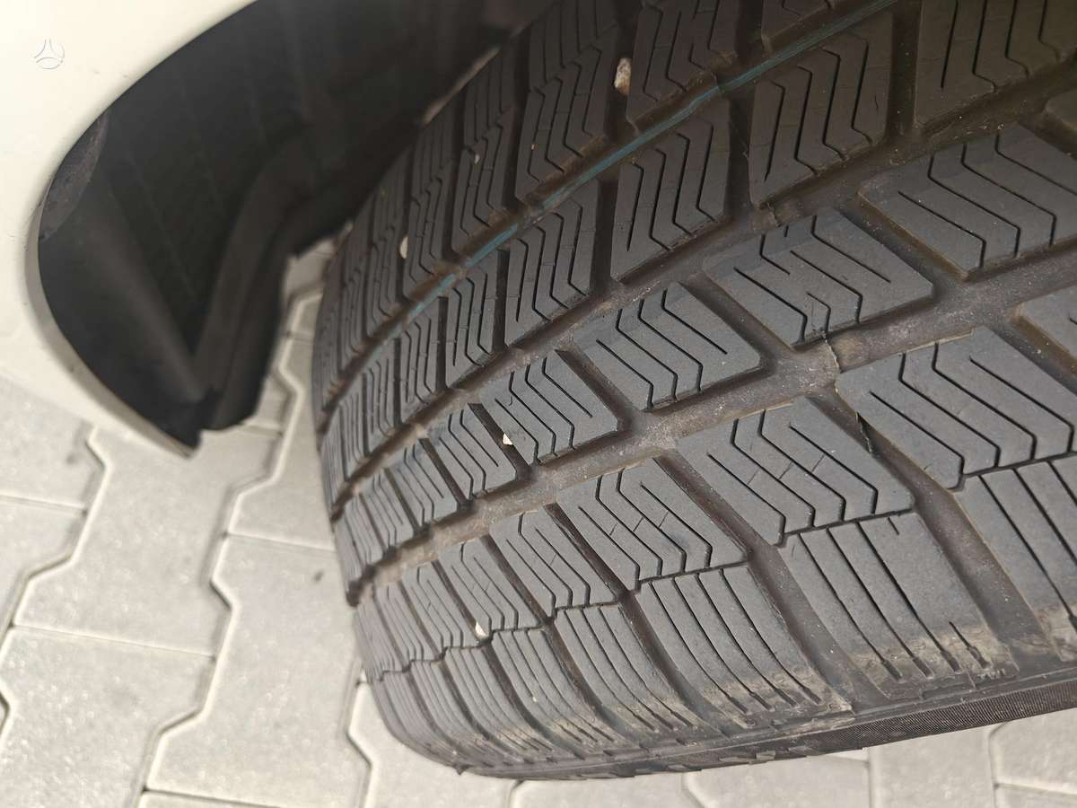 BMW 520 2012 — photo 15