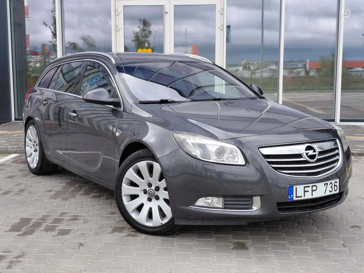 Opel Insignia 2010 — vehicle for AFU Ukraine
