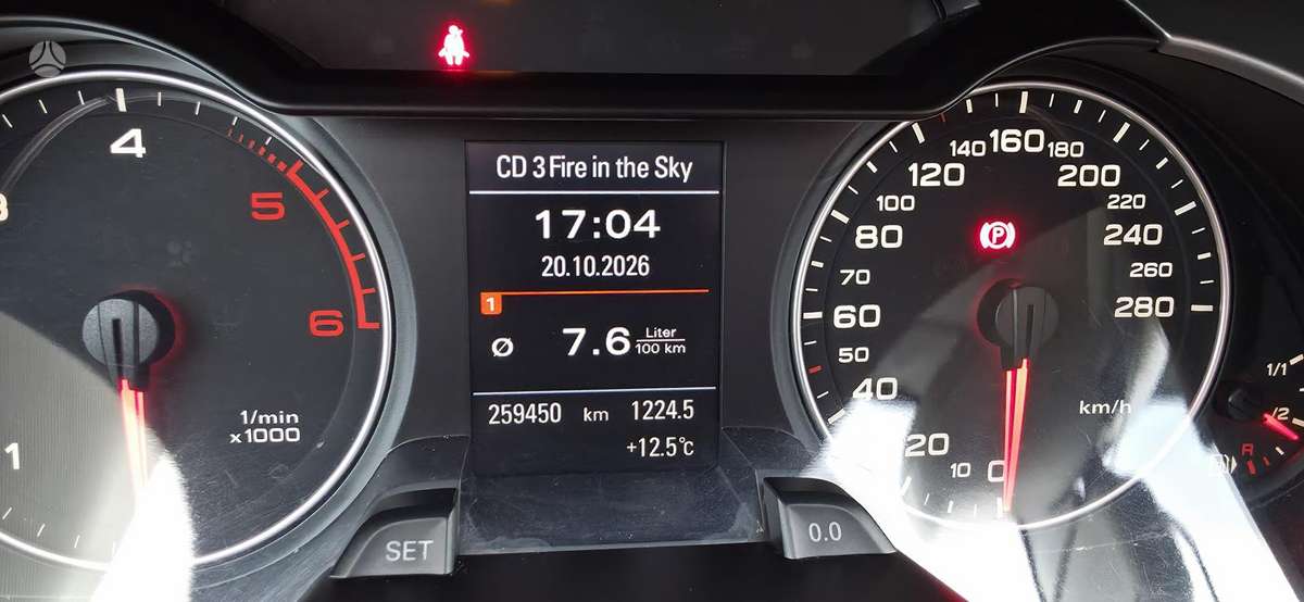 Audi A4 2009 — photo 21
