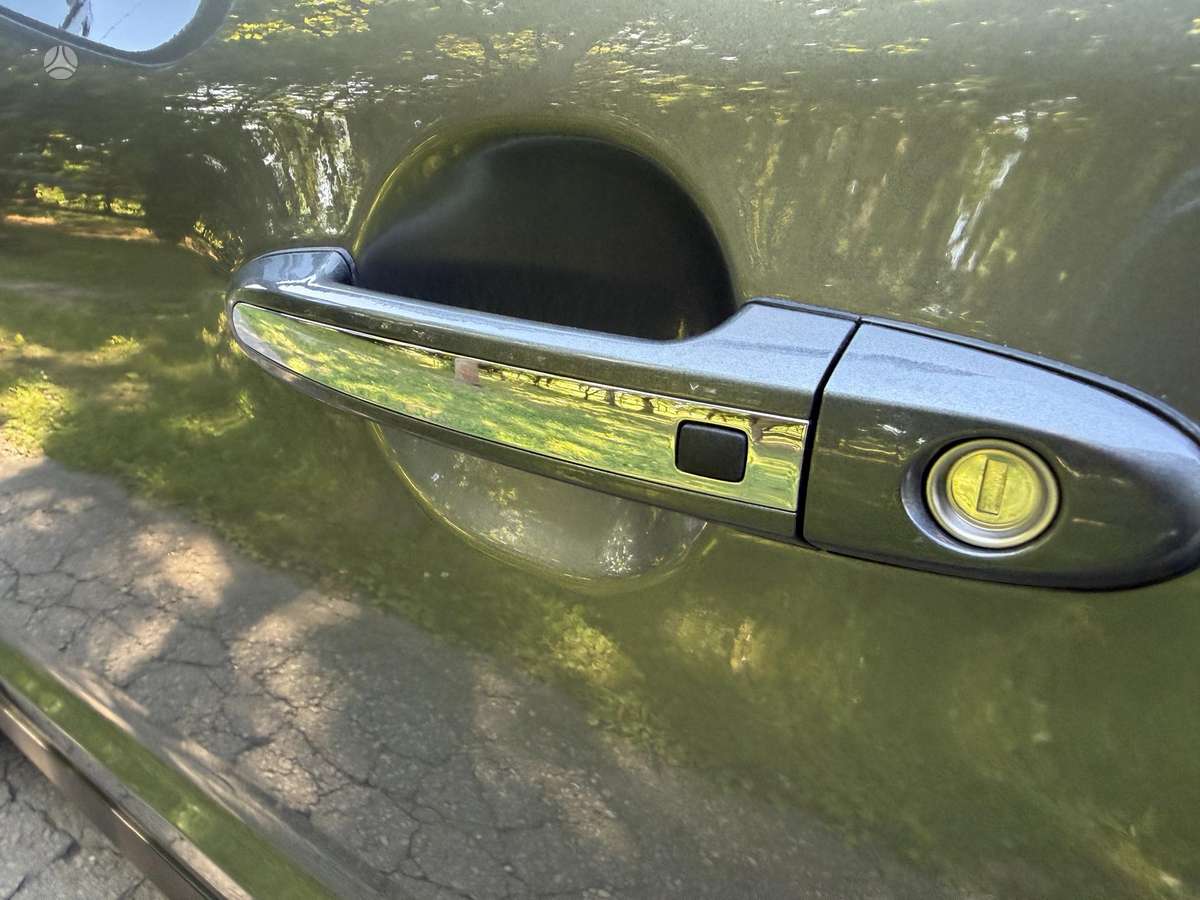 Hyundai Santa 2011 — photo 26