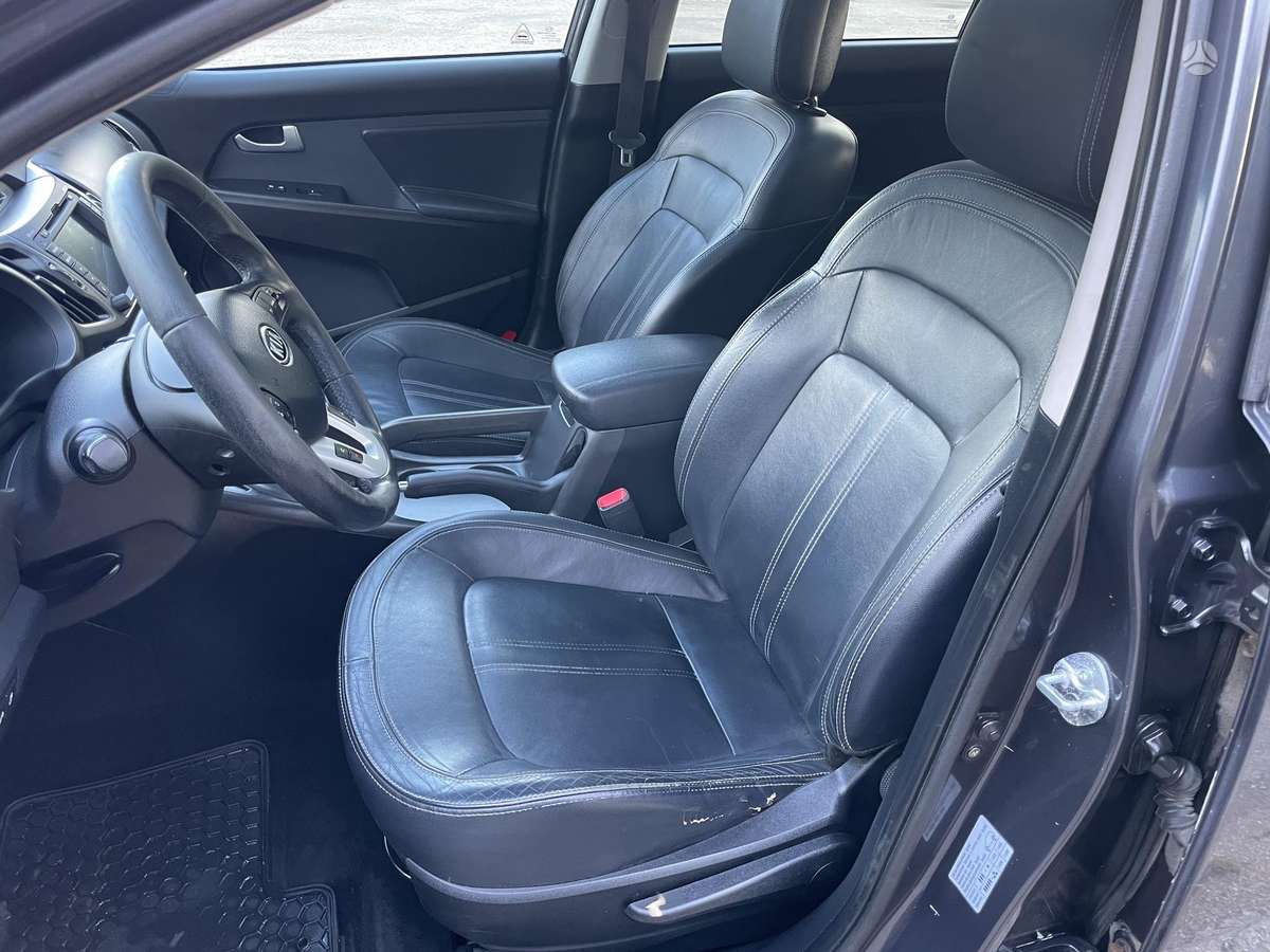 Kia Sportage 2011 — photo 10