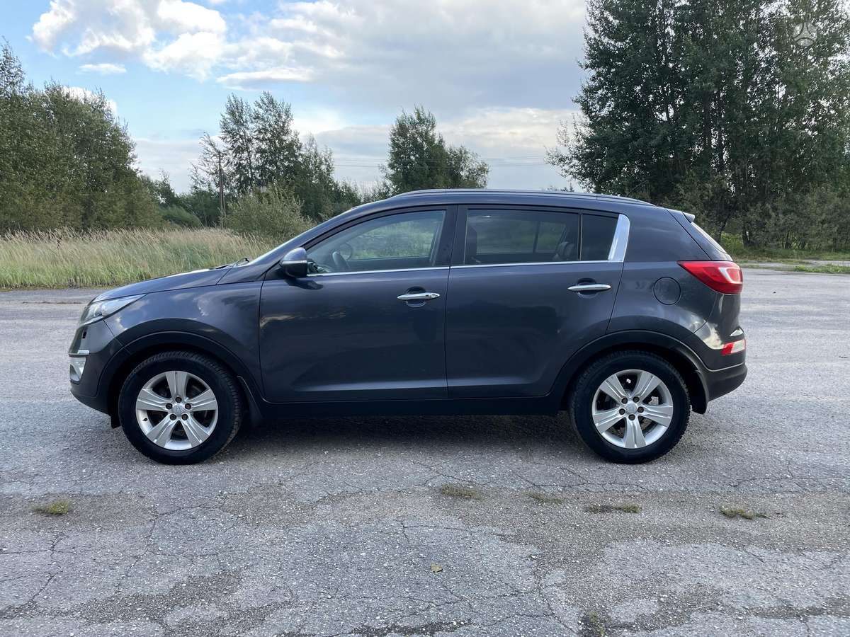 Kia Sportage 2011 — photo 8