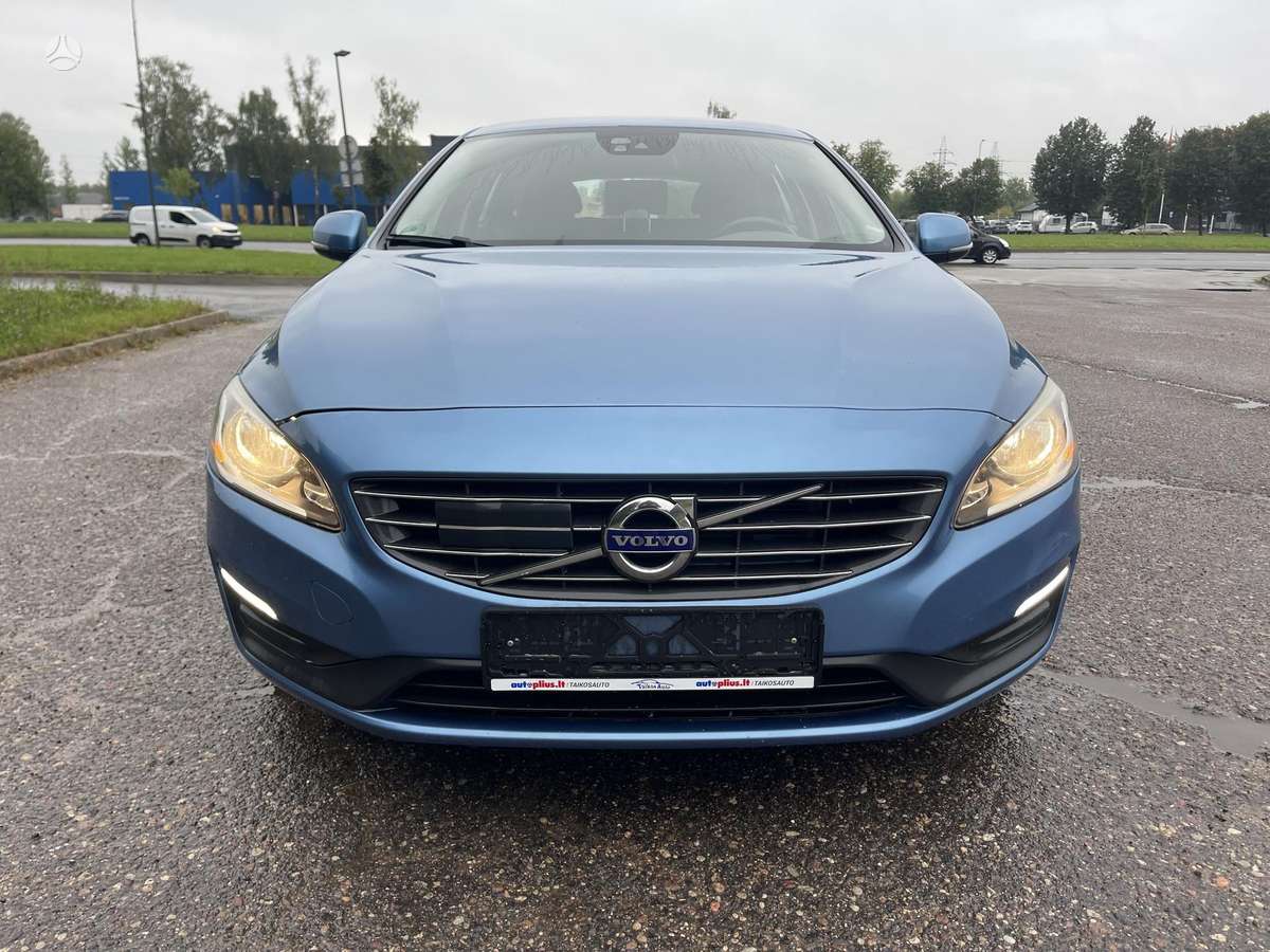 Volvo V60 2014 — двигун 1969 cm³, 181 HP (133kW)
