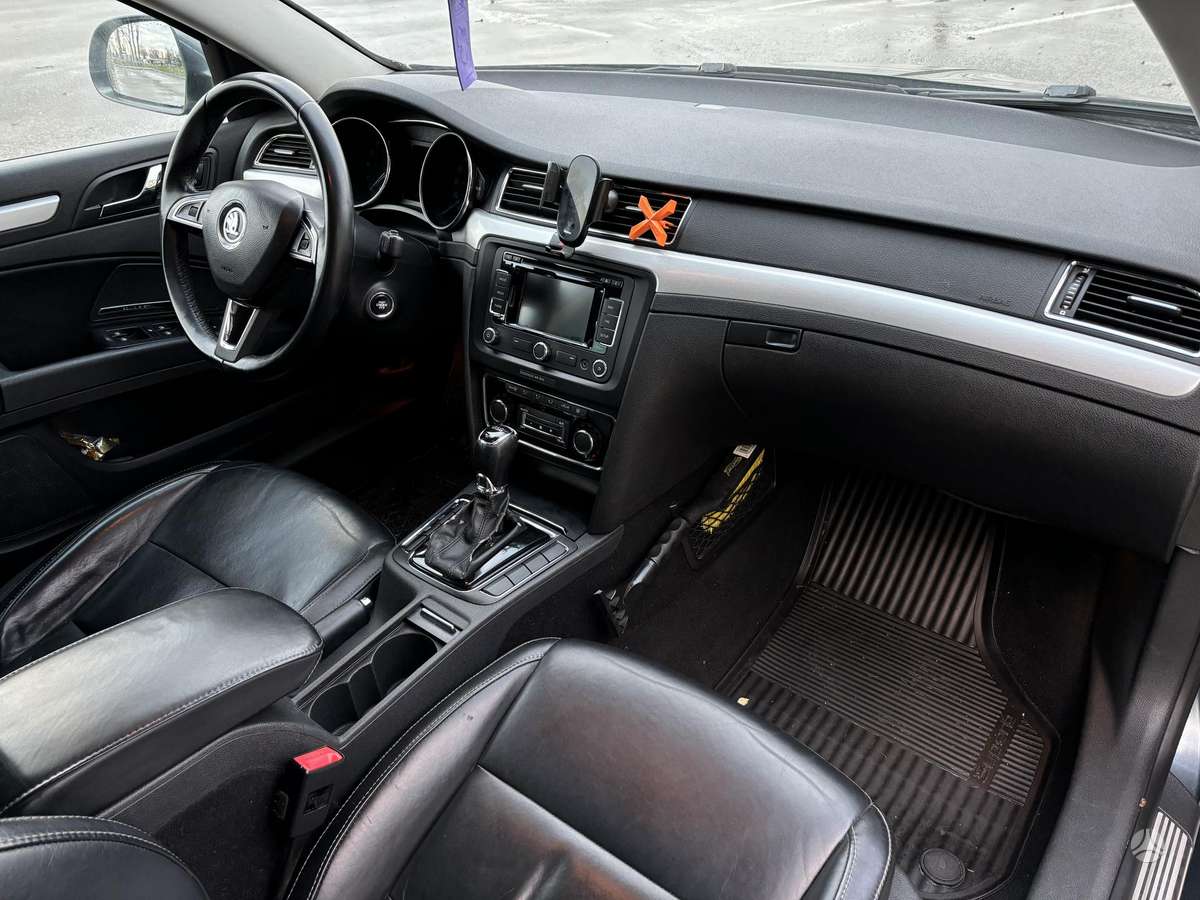 Skoda Superb 2015 — photo 8