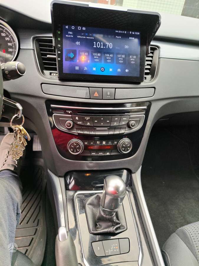 Peugeot 508 2011 — photo 13