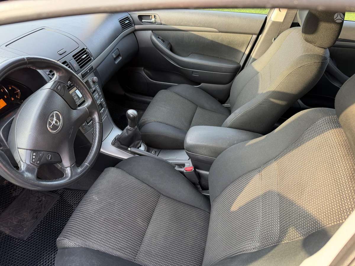 Toyota Avensis 2006 — photo 5