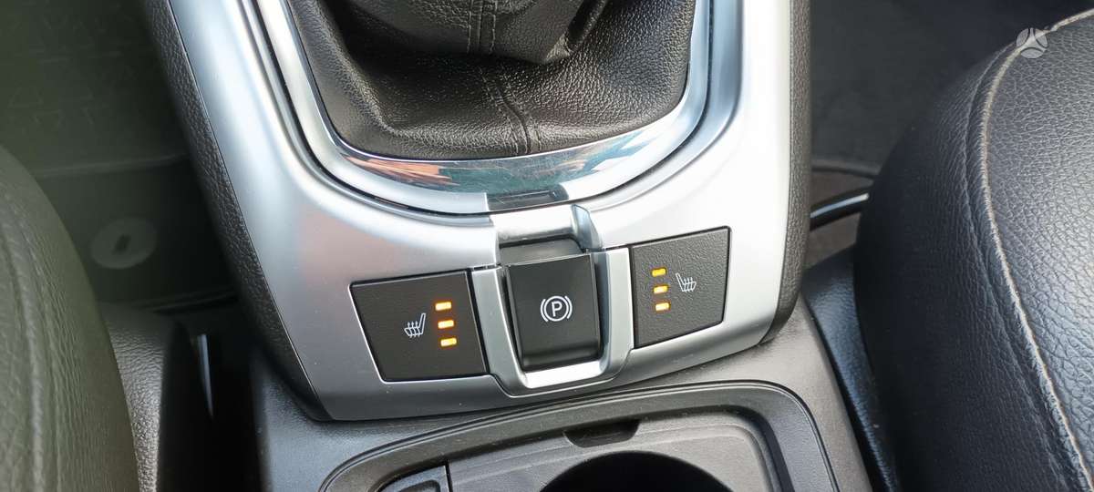 Chevrolet Captiva 2012 — photo 11