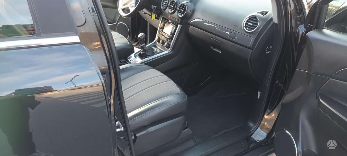 Chevrolet Captiva 2012 — photo 16