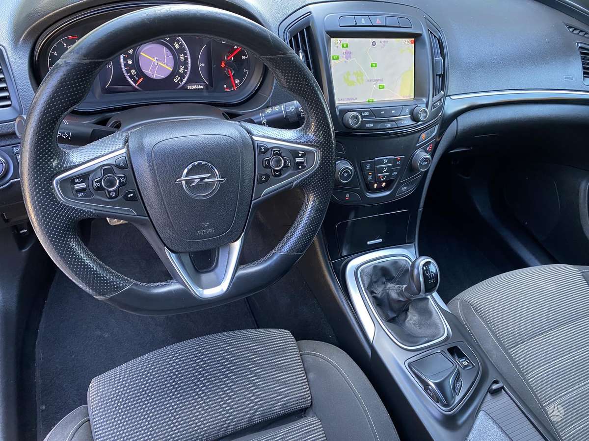 Opel Insignia 2013 — фото 23