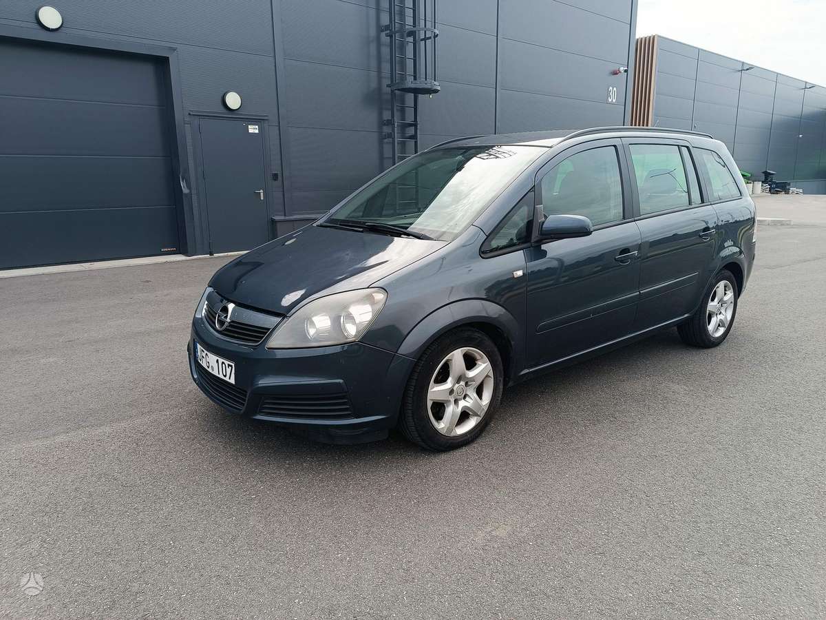 Opel Zafira 2008 — photo 11