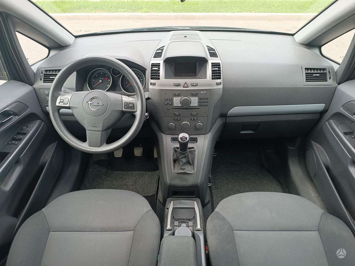 Opel Zafira 2008 — photo 15