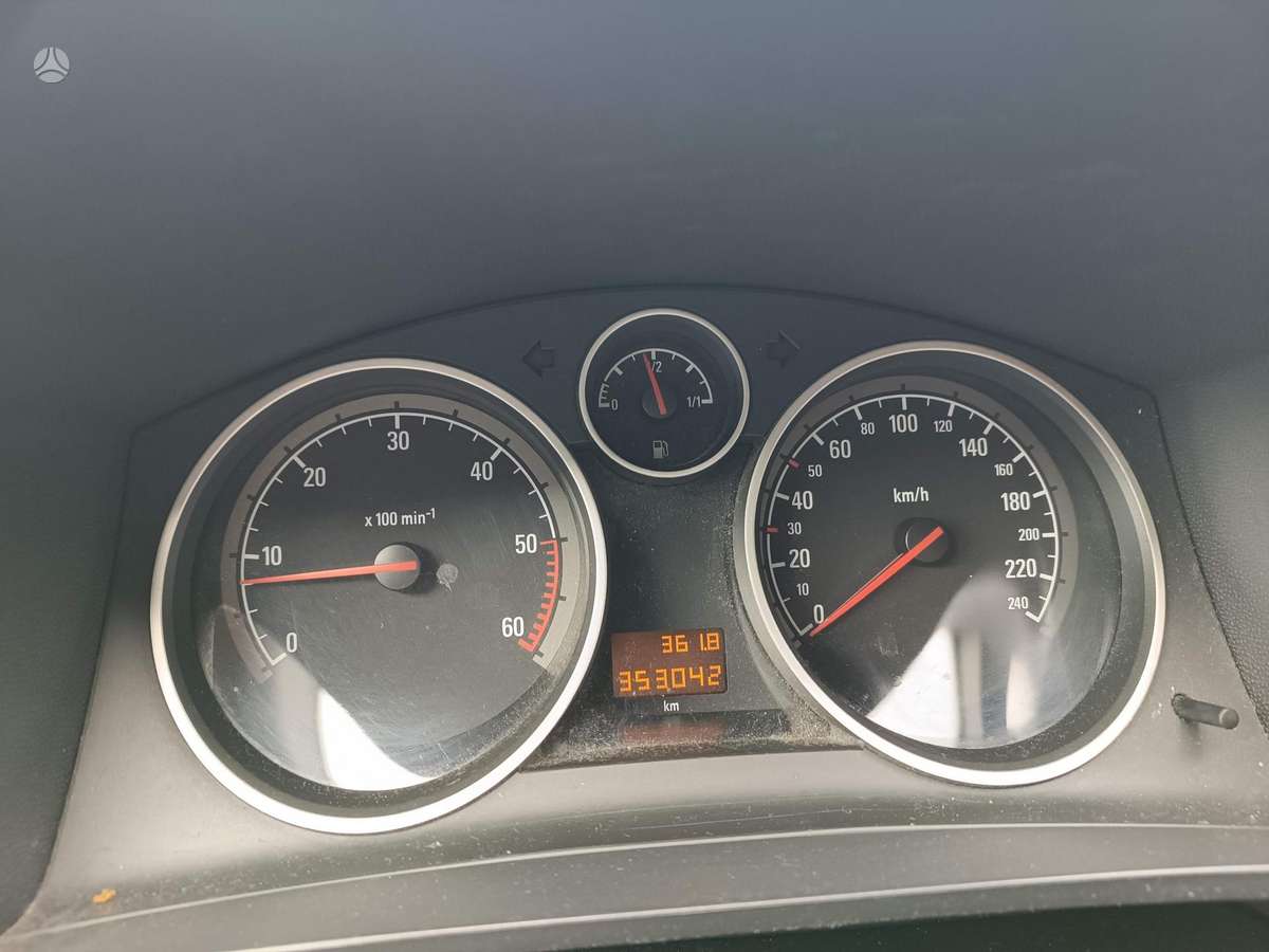 Opel Zafira 2008 — photo 19