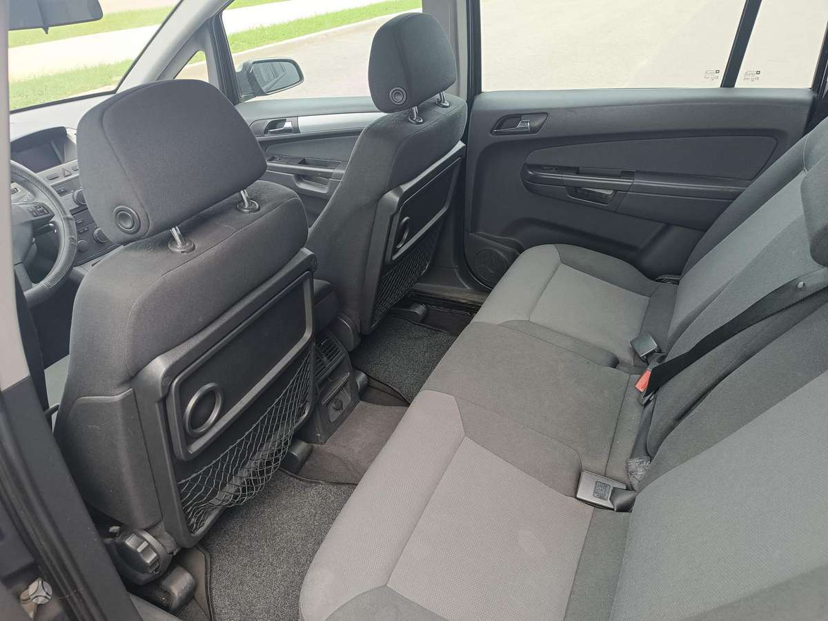 Opel Zafira 2008 — photo 22