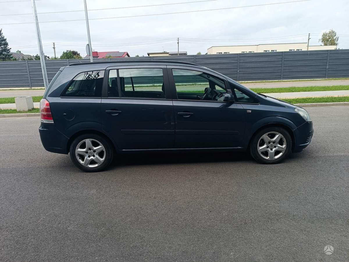 Opel Zafira 2008 — engine 1910 cm³, 120 HP (88kW)