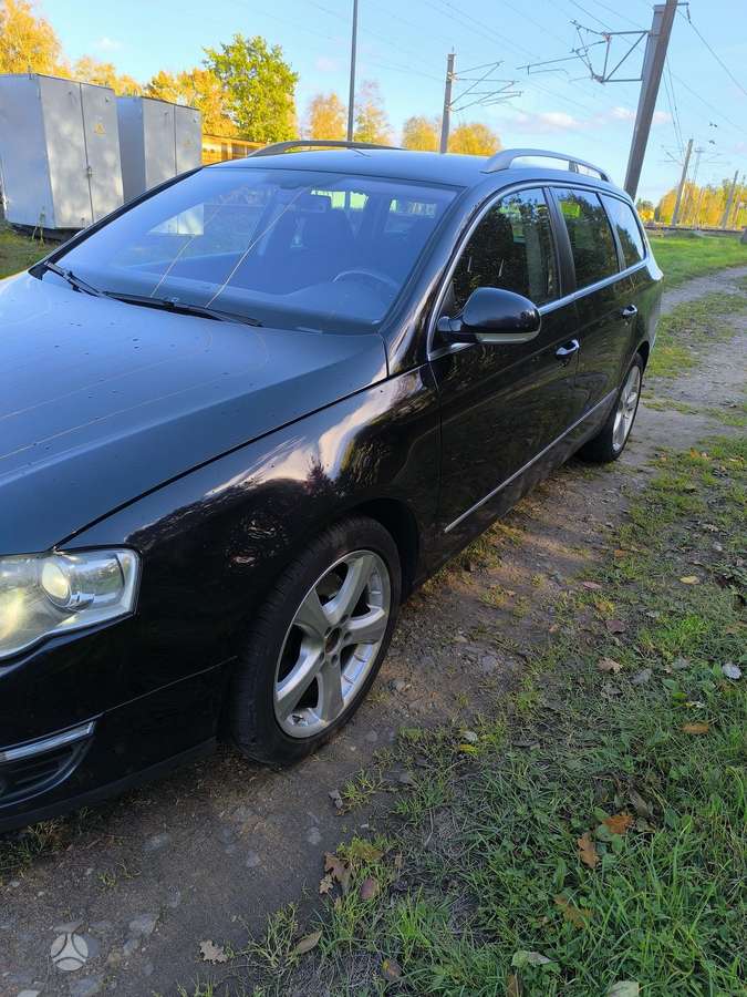 Volkswagen Passat 2008 — вигляд ззаду