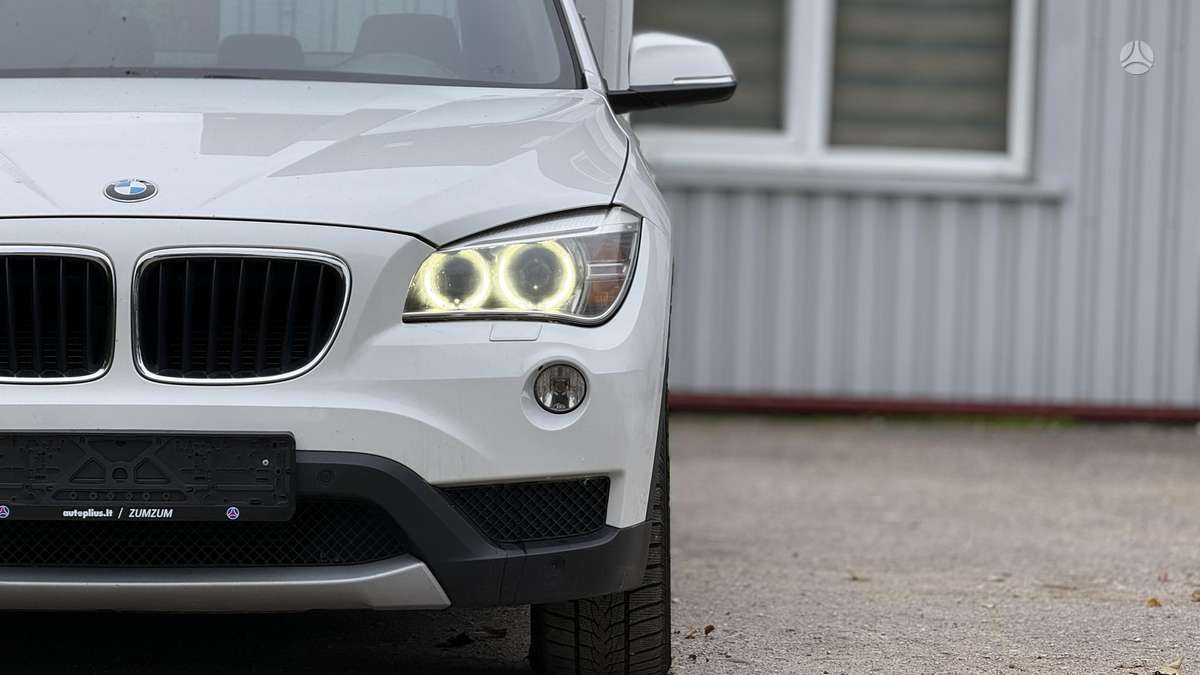 BMW X1 2013 — фото 11