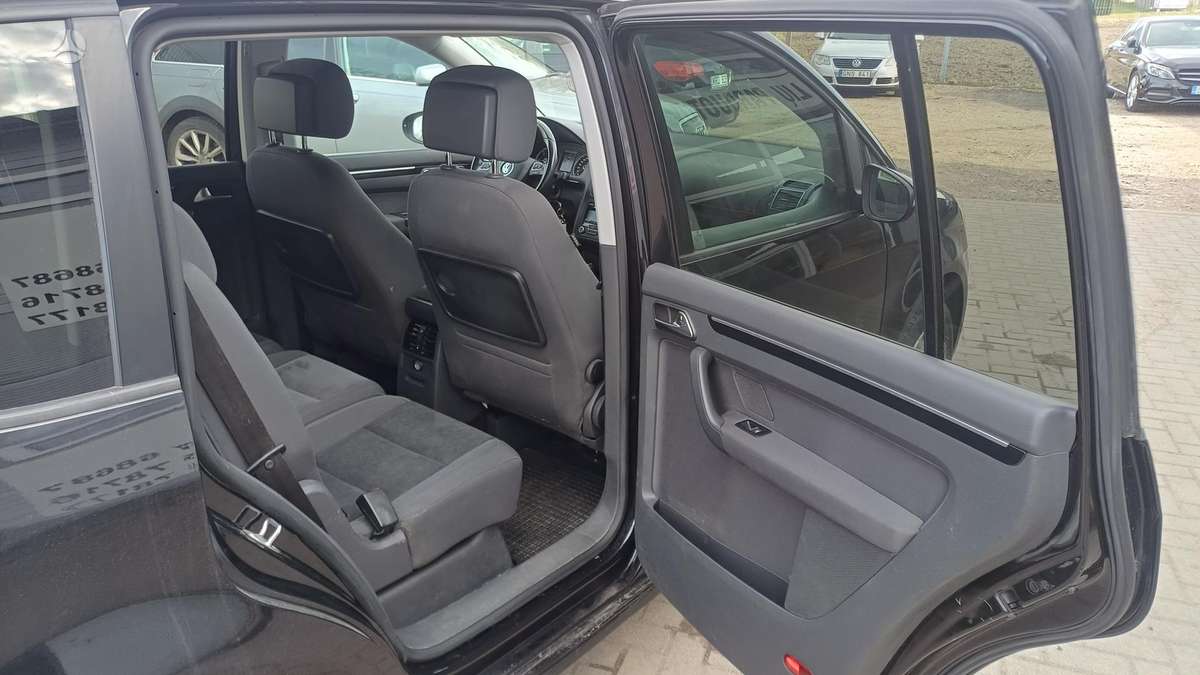 Volkswagen Touran 2013 — photo 10