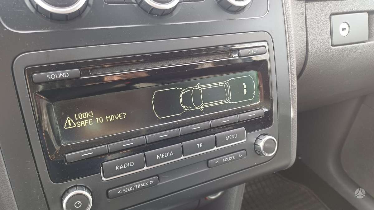 Volkswagen Touran 2013 — photo 19