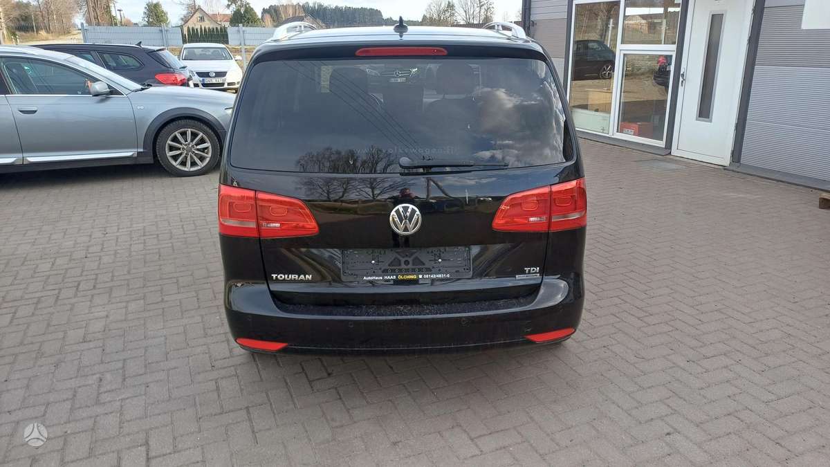Volkswagen Touran 2013 — photo 6