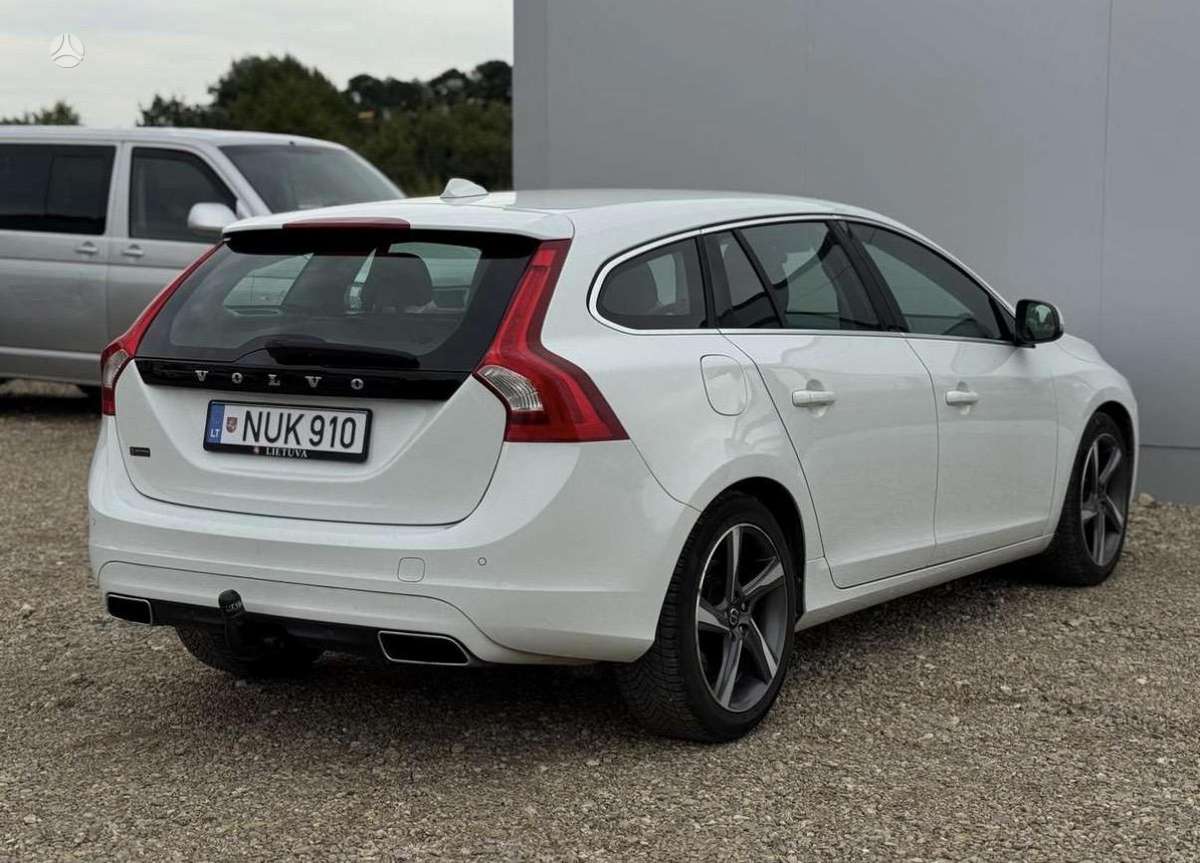 Volvo V60 2014 — photo 5