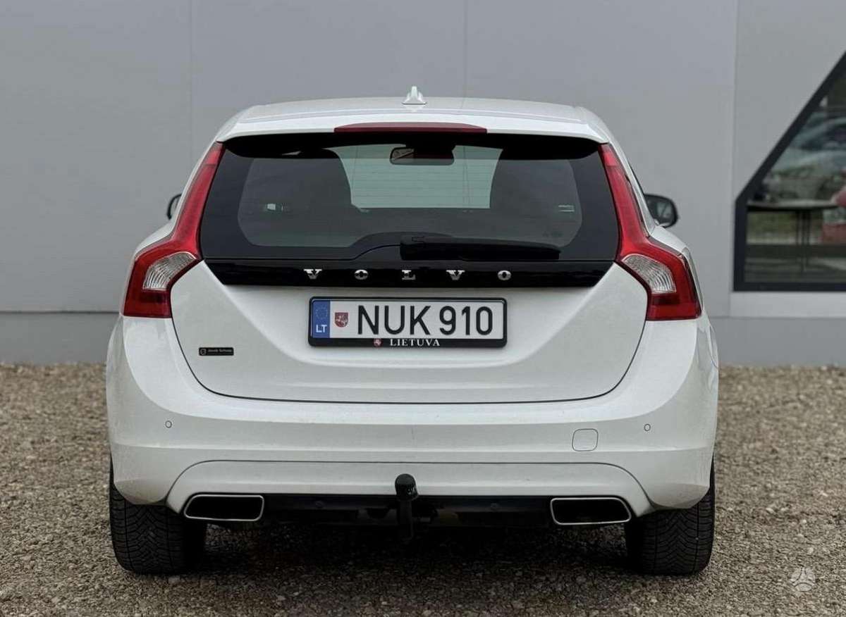 Volvo V60 2014 — photo 6
