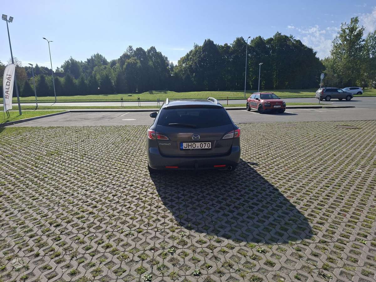 Mazda 6 2009 — салон
