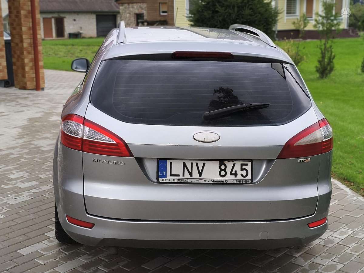 Ford Mondeo 2008 — rear view