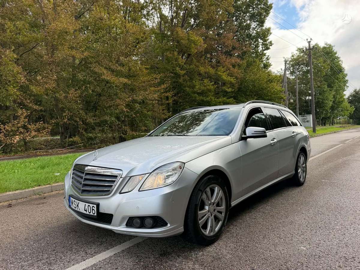 Mercedes-Benz E200, 2010