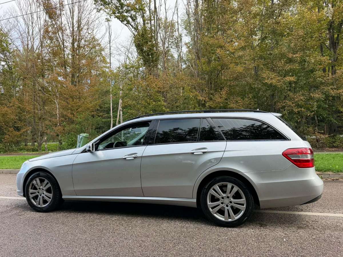 Mercedes-Benz E200 2010 — engine 2143 cm³, 136 HP (100kW)