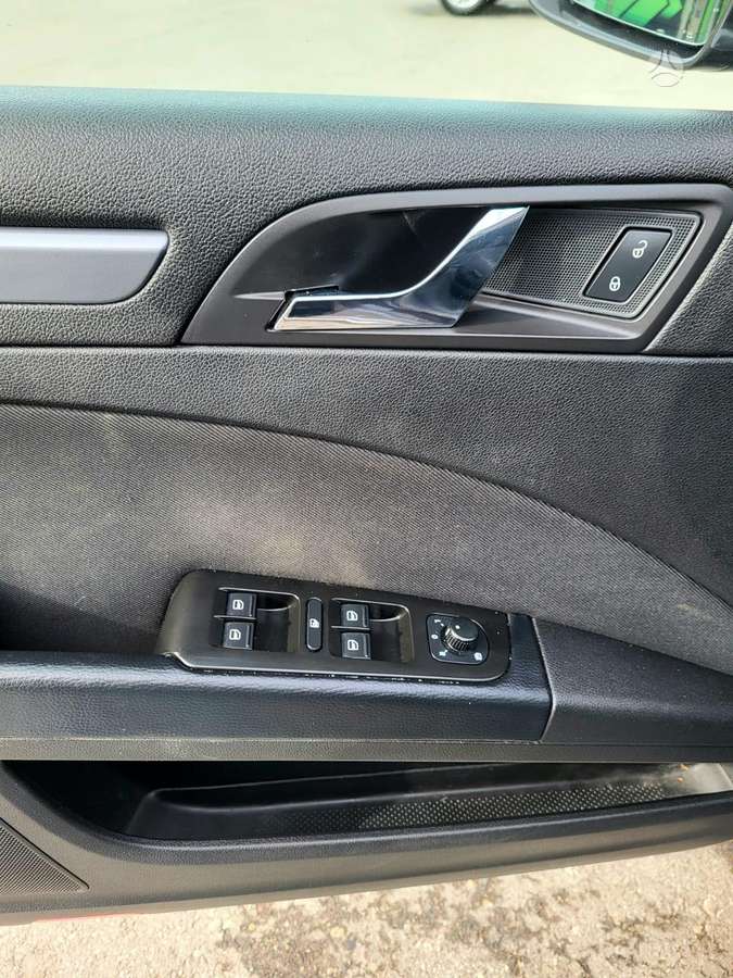 Skoda Superb 2010 — photo 13