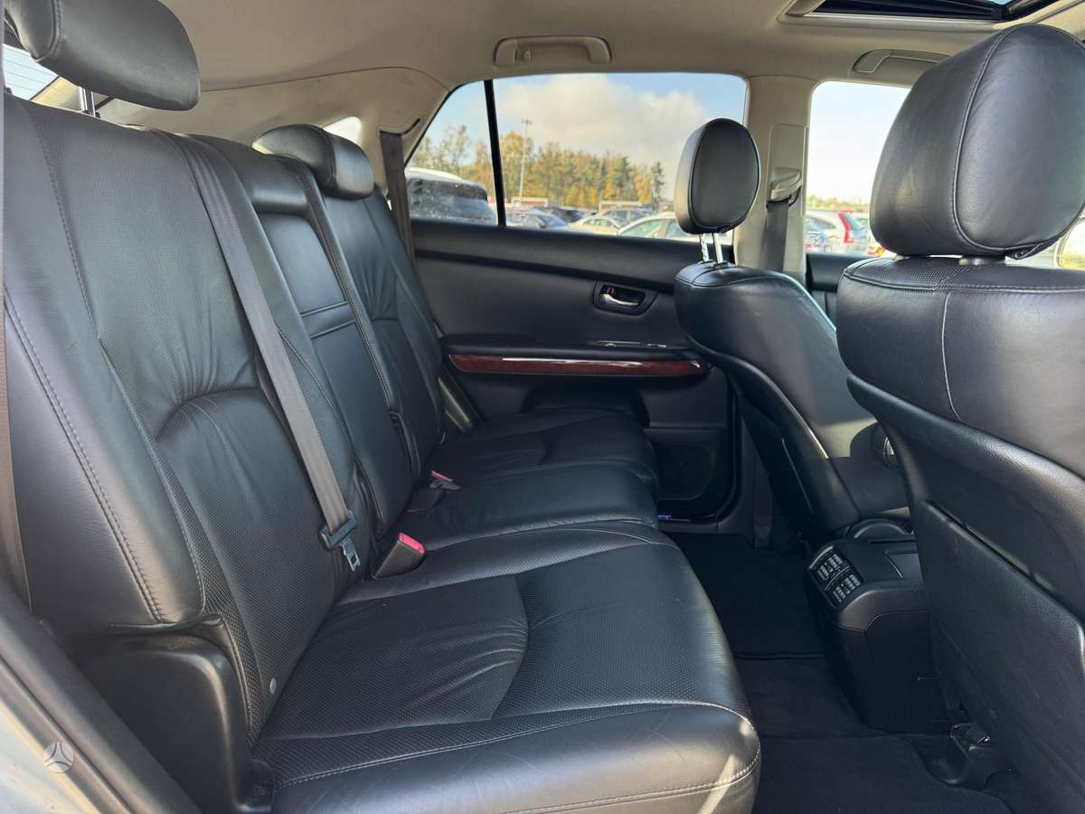 Lexus RX 2007 — photo 20