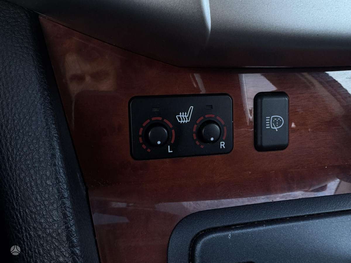 Lexus RX 2007 — photo 30