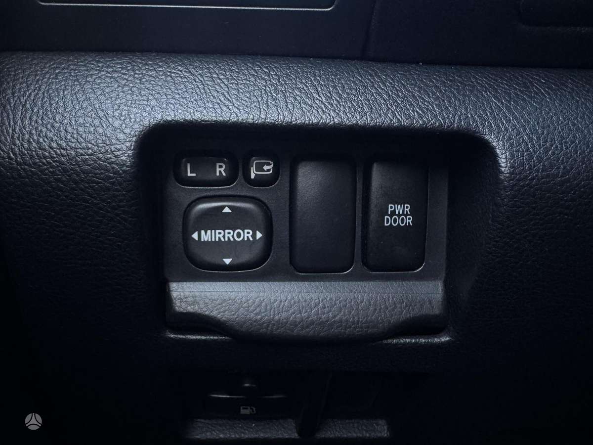 Lexus RX 2007 — photo 31