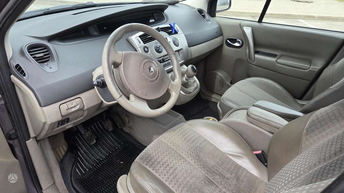 Renault Grand 2004 — двигун 1998 cm³, 133 HP (98kW)