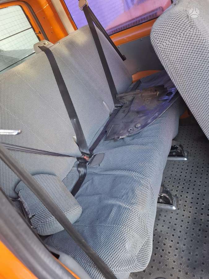 Volkswagen Transporter 2008 — photo 7